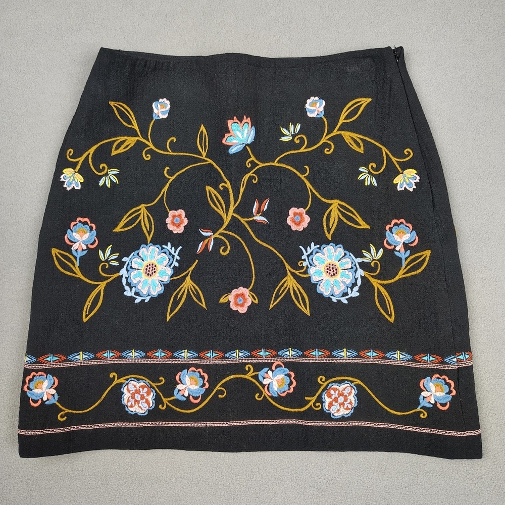 LOFT Floral Embroidered Pencil Skirt Women Size 2 Black Career Formal Cotton EC - Picture 10 of 10
